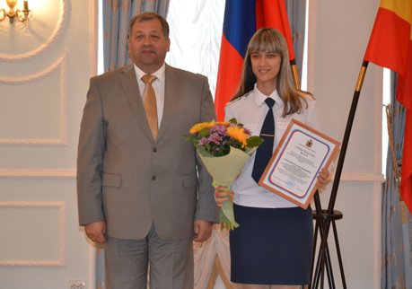 В честь Дня России рязанцы получили медали и стипендии