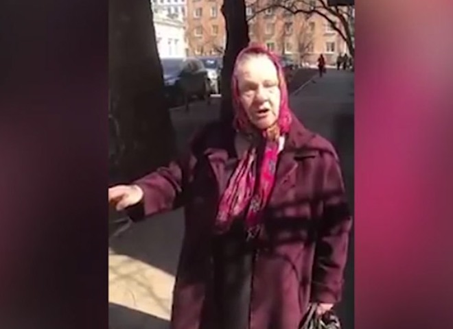 Бабушка из Иркутска высказала мнение о положении в России