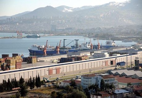 В Турции заблокированы четыре российских корабля
