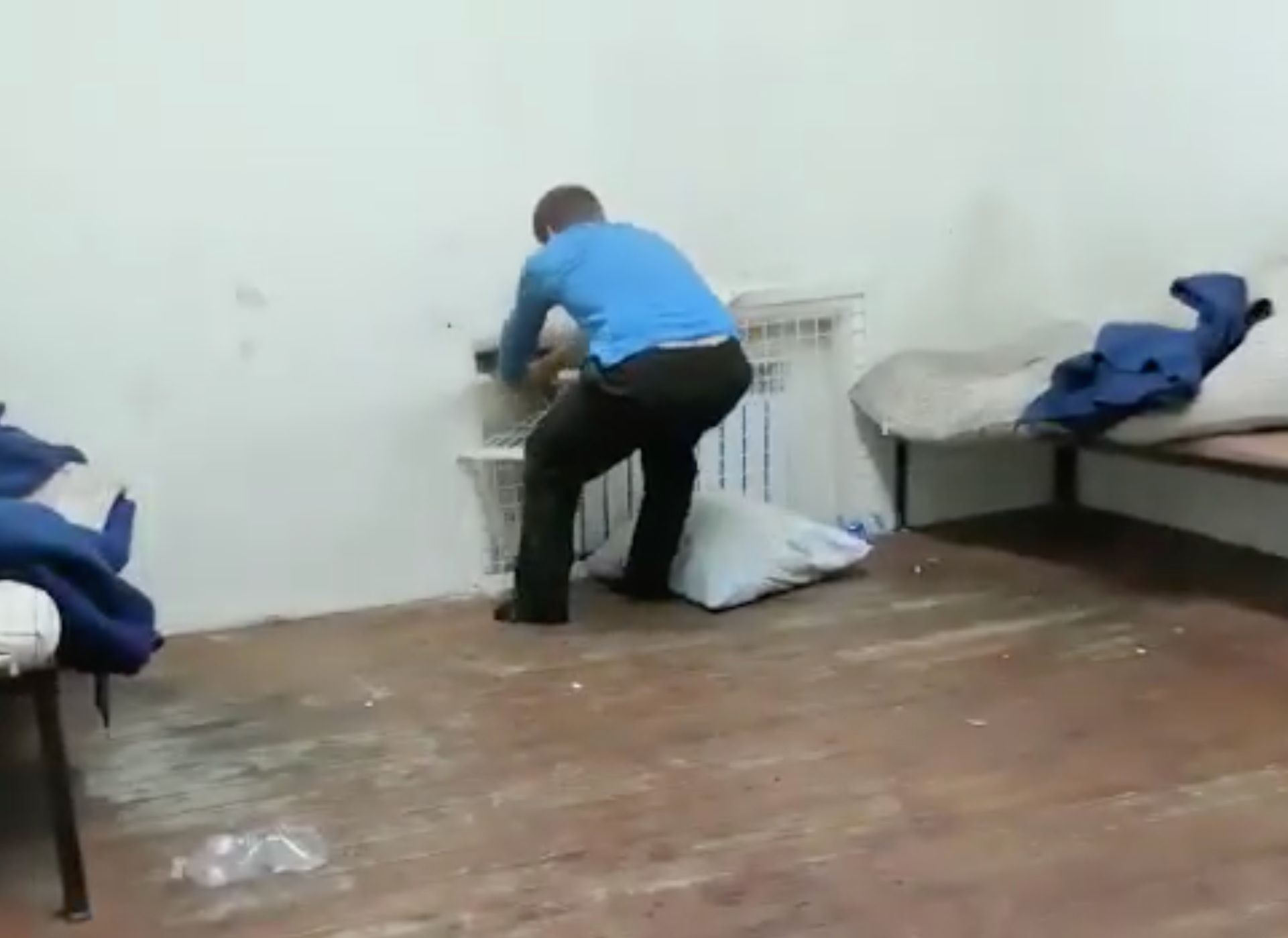 Калининградец, сварившийся заживо в отделе полиции, попал на видео перед гибелью