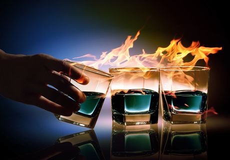 Контрафактный алкоголь в России будут сжигать