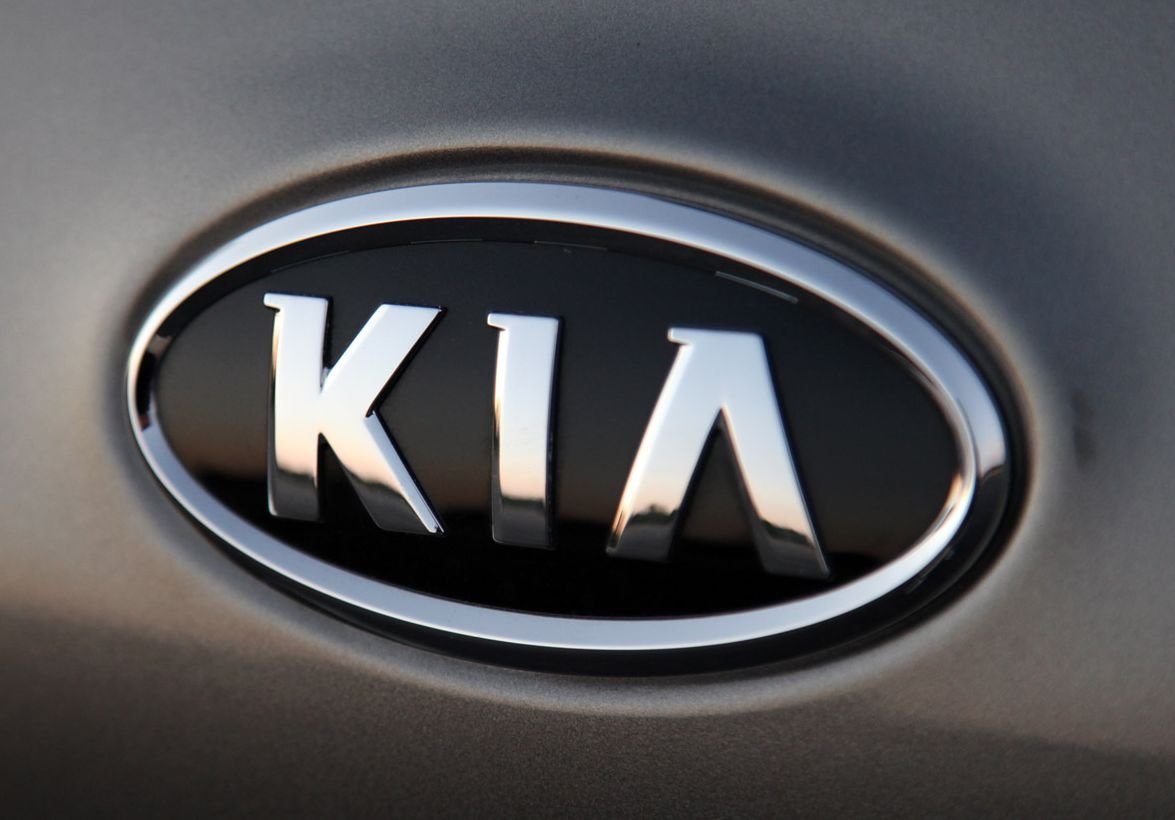 Kia прекратила поставки оплаченных автомобилей