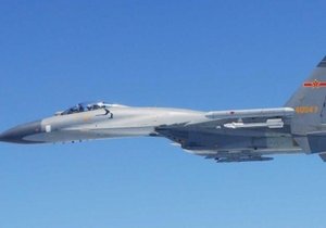Китайский Су-27 перехватил патрульный самолет США