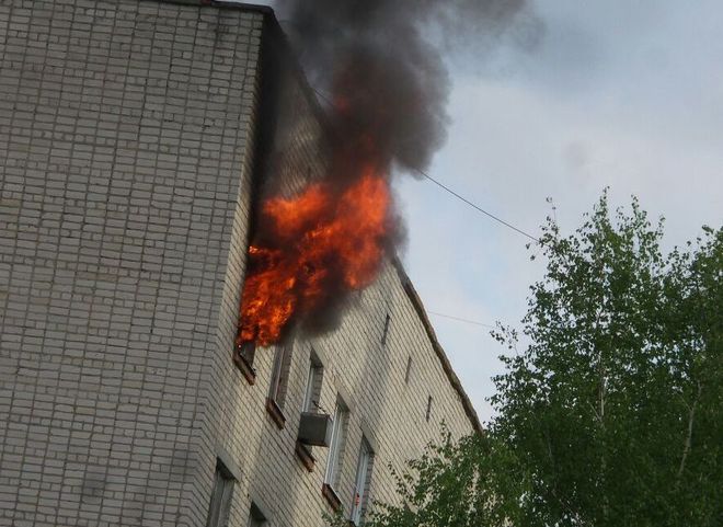 На пожаре в Новомичуринске пострадала женщина