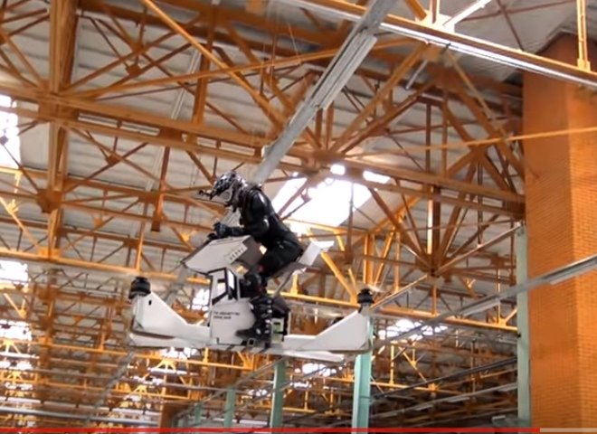 В Москве испытали первый в мире летающий байк (видео)