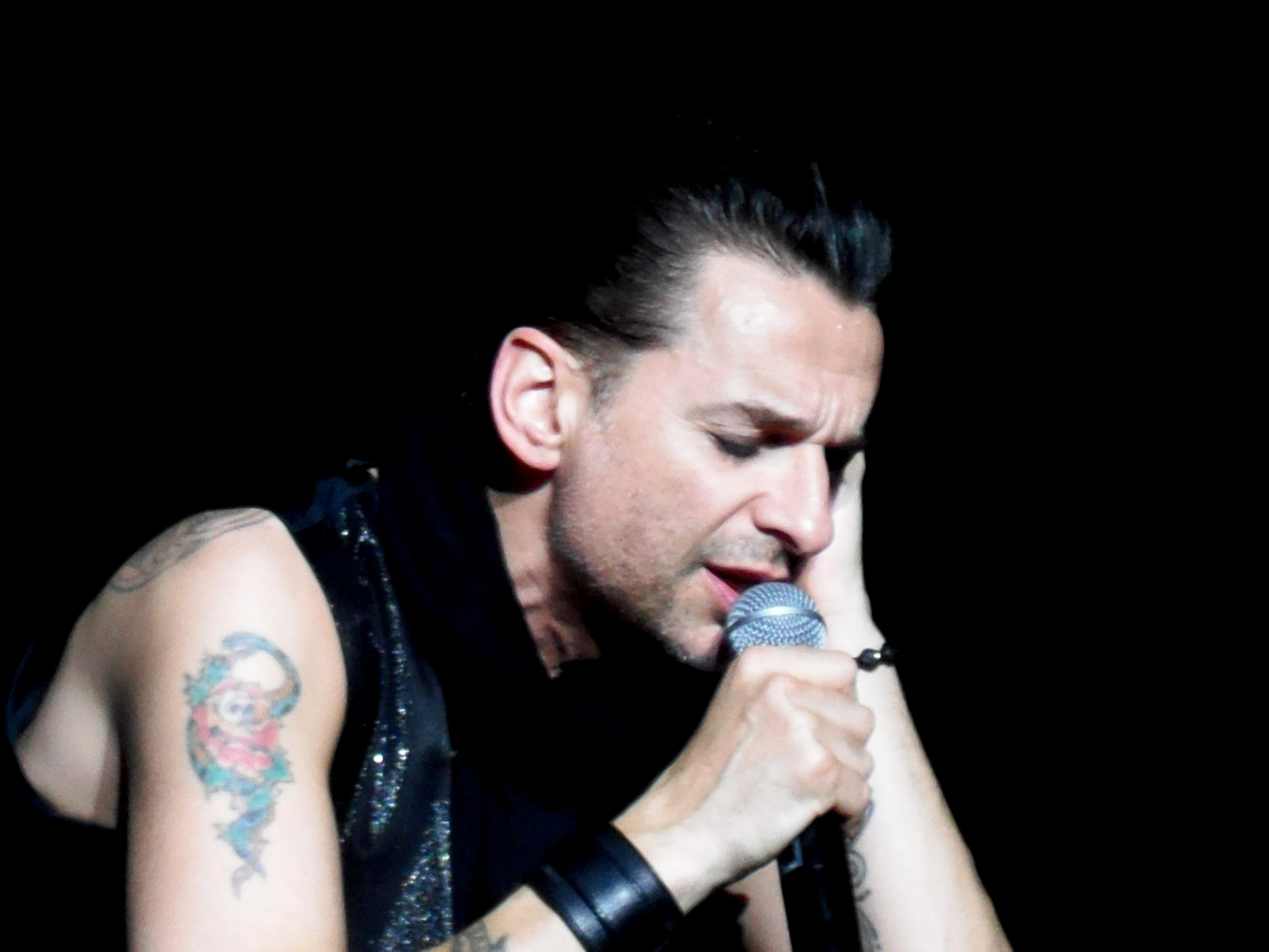 Depeche Mode не полетят в Киев