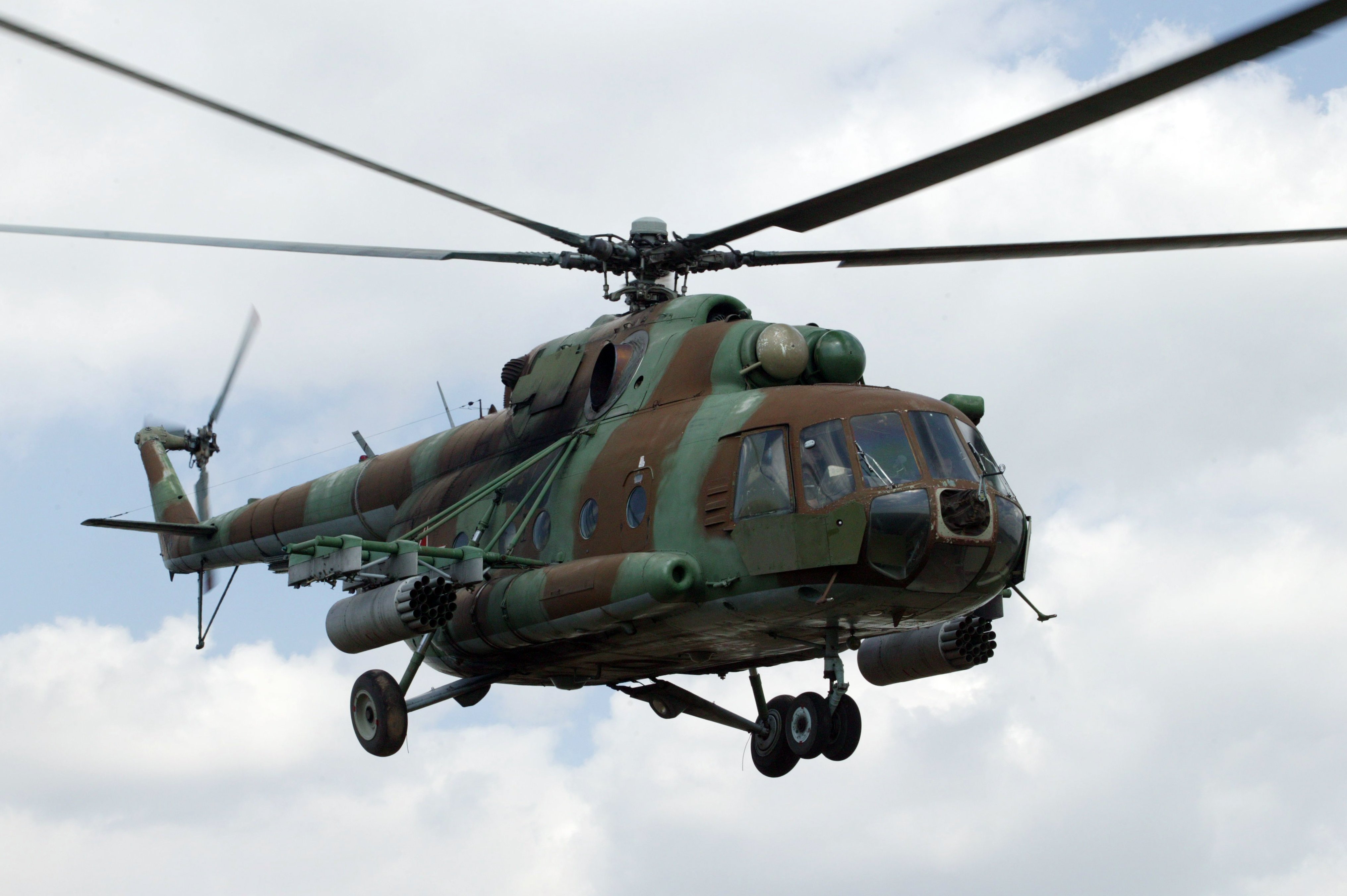 В Сирии уничтожен российский вертолет, погиб морпех