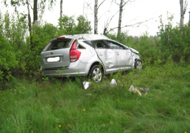 В Рязанской области ребенок вылетел из машины и погиб