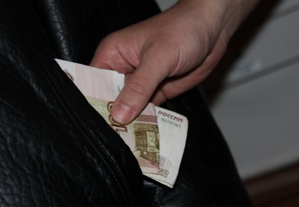Рыбновский рецидивист отнимал деньги у подростков