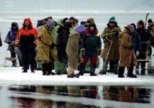 В Сахалине 224 рыбака спасены с дрейфующей льдины