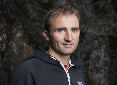 Швейцарский альпинист погиб при подготовке к подъему на Эверест