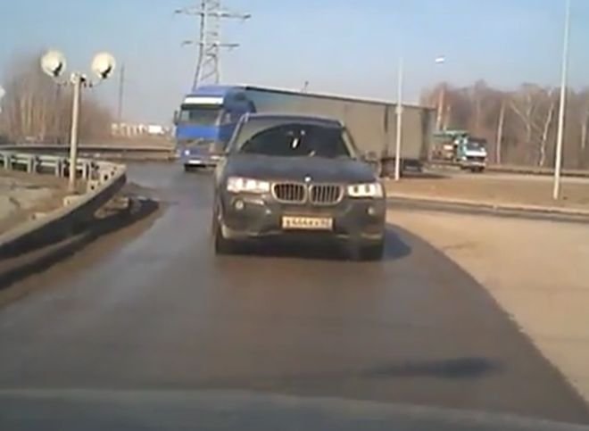 В Рязани засняли экономного водителя BMW