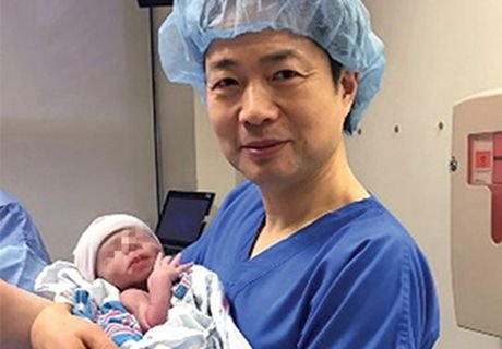 Впервые в мире родился ребенок «от трех родителей»