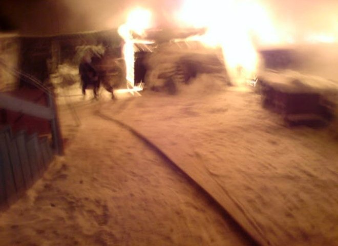 Ночью под Рязанью сгорел автомобиль