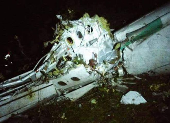 На месте крушения лайнера в Колумбии найдены выжившие