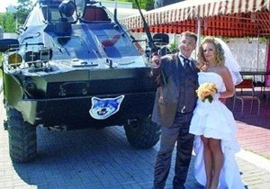 Свадебный БТР обойдется в 100 тысяч рублей и выше