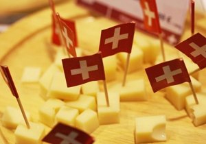 В РФ разрешен ввоз сыра и мяса 8 предприятиям Швейцарии