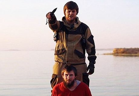 Названо имя палача ИГИЛ, казнившего россиянина