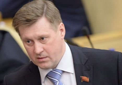 Локоть поможет оппозиционерам Новосибирска пробиться к власти