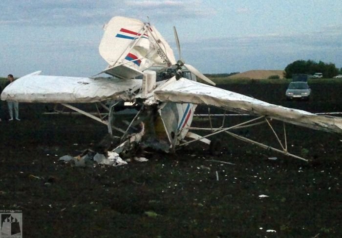 Опубликовано фото и видео с места падения самолета