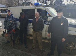 На улице Попова задержали торговцев наркотиками