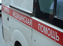 На улице Стройкова при падении со второго этажа погиб 28-летний мужчина