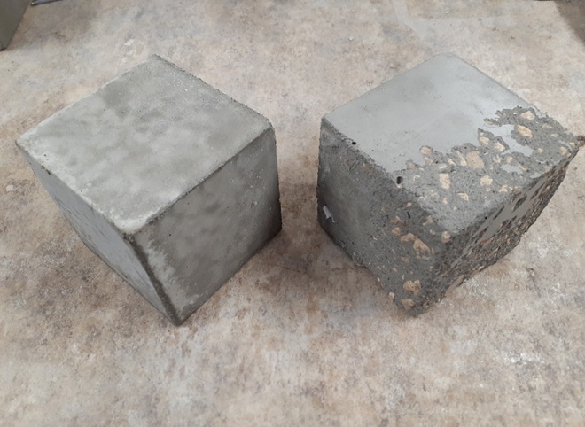 Слева образец высокопрочного бетона, справа обычный бетон В25