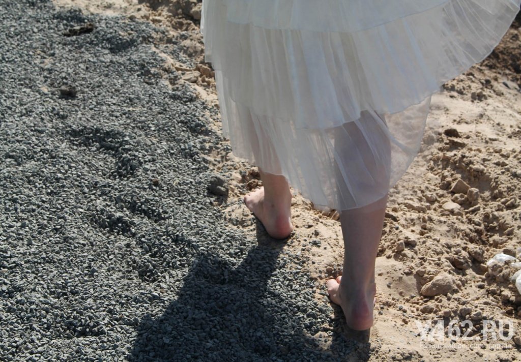 ноги, гравий и песок.jpg