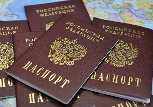 58 эстонцев станут гражданами России
