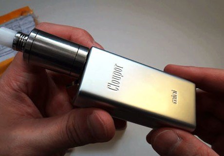Назван самый токсичный наполнитель электронных сигарет