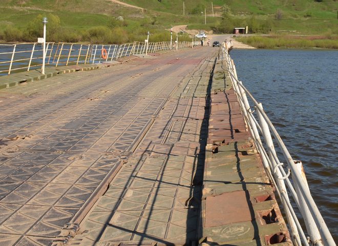 Движение по наплавному мосту через Оку у Фатьяновки приостановлено