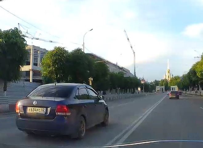 Рязанский водитель, серьезно нарушивший ПДД, попал на видео