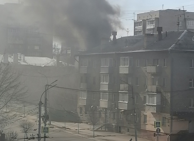 В МЧС прокомментировали пожары в центре Рязани