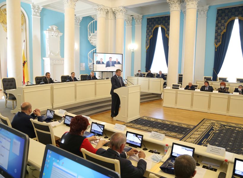 Любимов отметил заслуги депутатов VI созыва Рязанской облдумы