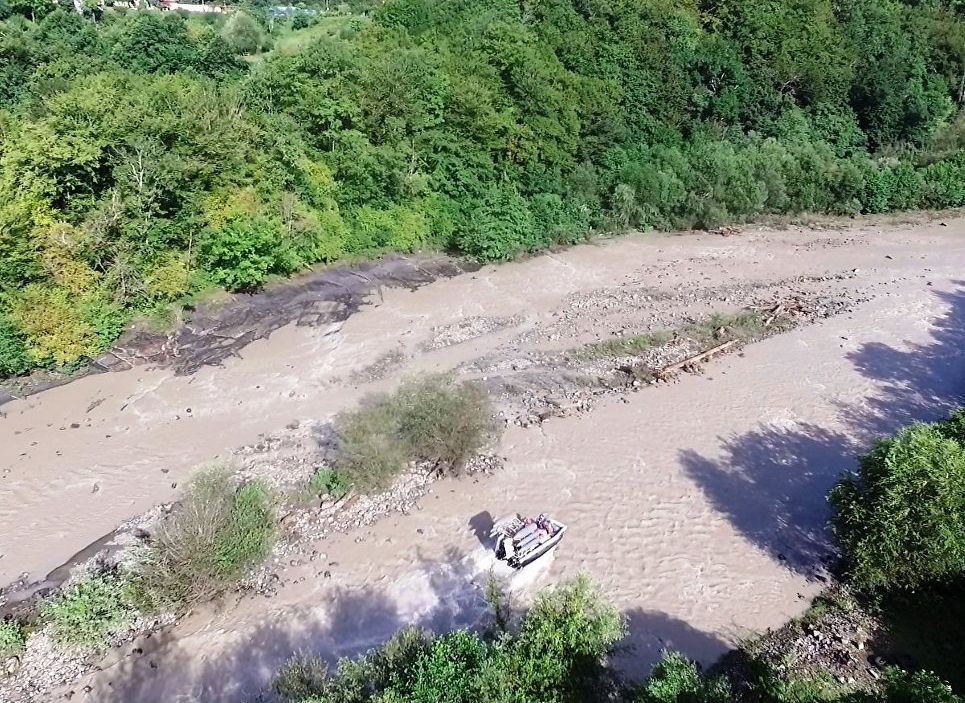 Обнаружено тело девочки, унесенной течением реки в Сочи