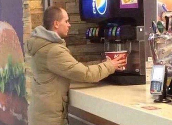 Наглый россиянин из Burger King прославился на весь мир