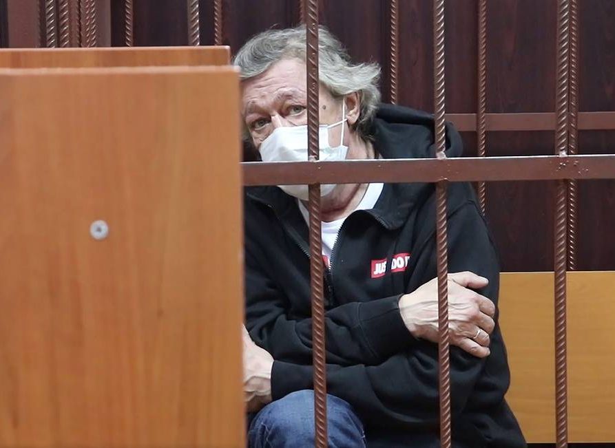 Ефремов избежал заключения под стражу