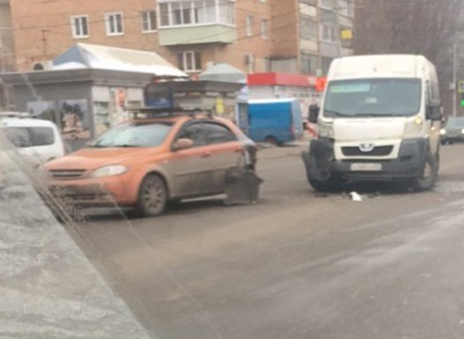 В Дашково-Песочне произошло ДТП с участием маршрутки