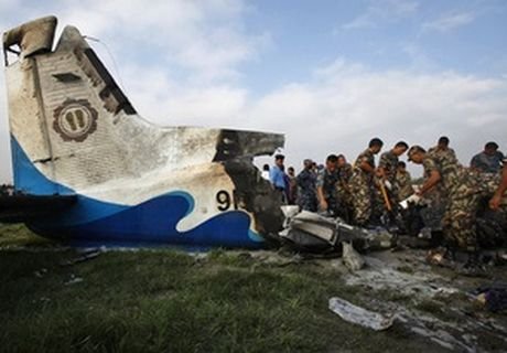 В Непале разбился самолет, все пассажиры погибли