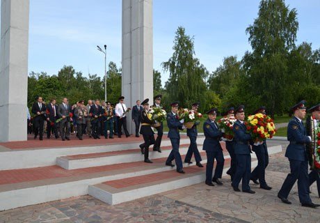 В Рязани почтили память жертв блокады и погибших на войне