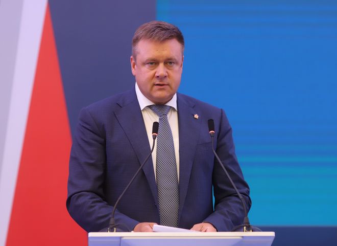 Губернатор Николай Любимов посетил II Деловой форум