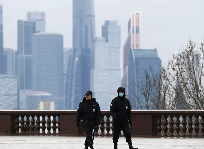 В Москве ввели штрафы за нарушение режима самоизоляции