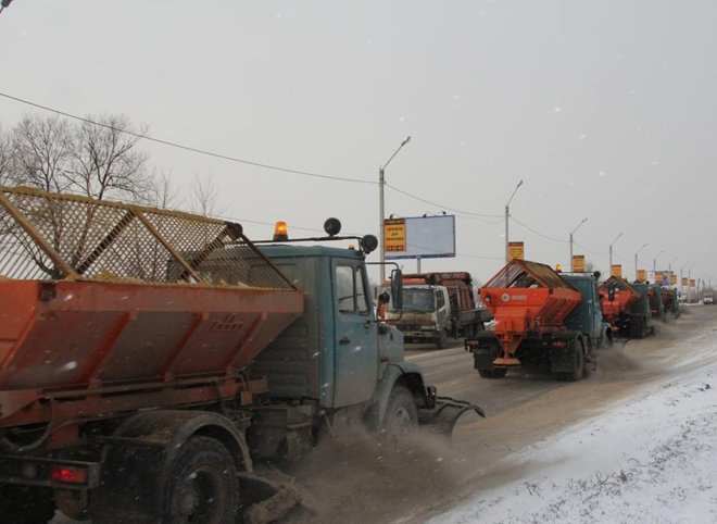 На уборку улиц Рязани направлено 70 единиц техники