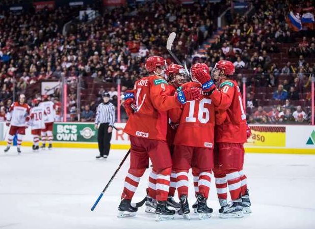 Россия обыграла Канаду на молодежном чемпионате мира по хоккею