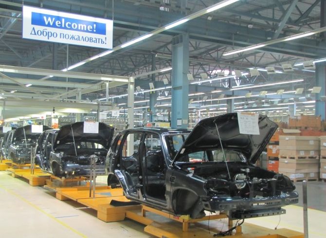 «АвтоВАЗ» приостановил производство Chevrolet Niva