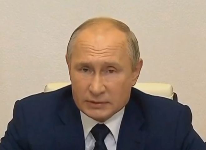 Путин заявил, что говорить о второй волне пандемии в России рано