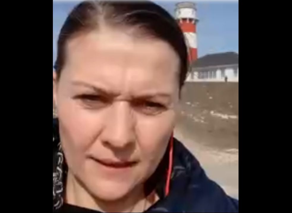 Мария Голубкина попала под шквал критики, сняв шуточное видео под Рязанью