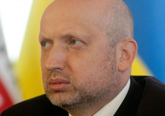 Турчинов: референдум по госустройству Украины допустим
