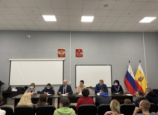 Жители Мариуполя обратились к главе рязанского СК по вопросу получения гражданства России