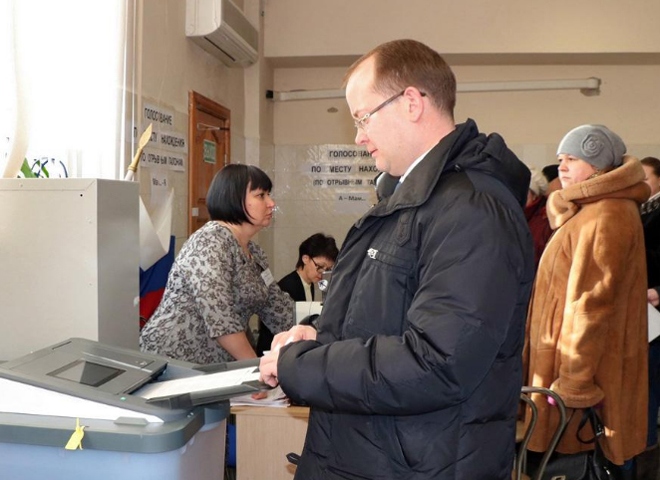 Сергей Карабасов проголосовал на выборах президента России